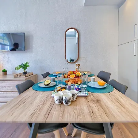 Cosy : Proche Et Gare Apartment