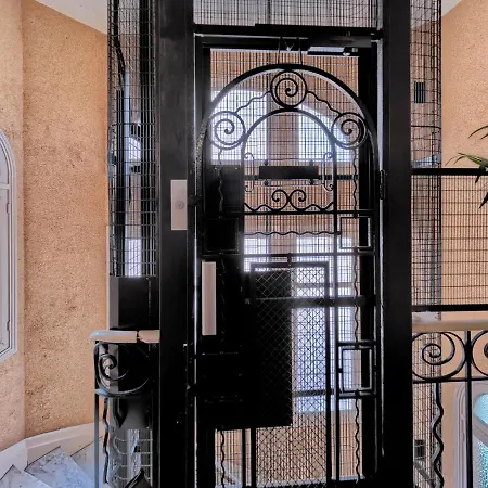 Cosy : Proche Et Gare Apartment Juan-les-Pins